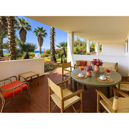 Gorgeous In Apartment